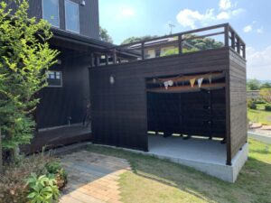 趣味を満喫。展望台付きカヤックガレージ
